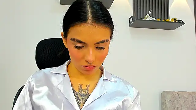 isabella hv online show from 07-20-26, 07:16