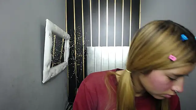 nancy blonde online show from 04-28-26, 12:42