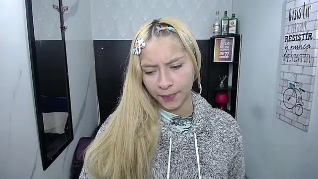 Snapshot of nancy_blonde chatting on 07-21-26, 12:50 nancy blonde online show from 07-21-26, 12:50