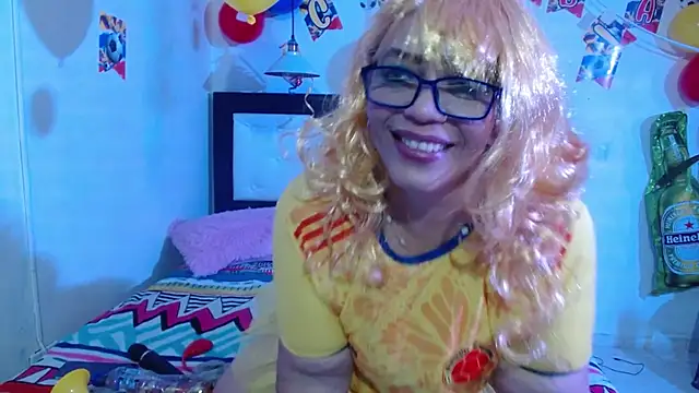 Sweet-Mommy-Milf online show from 06-18-26, 01:59