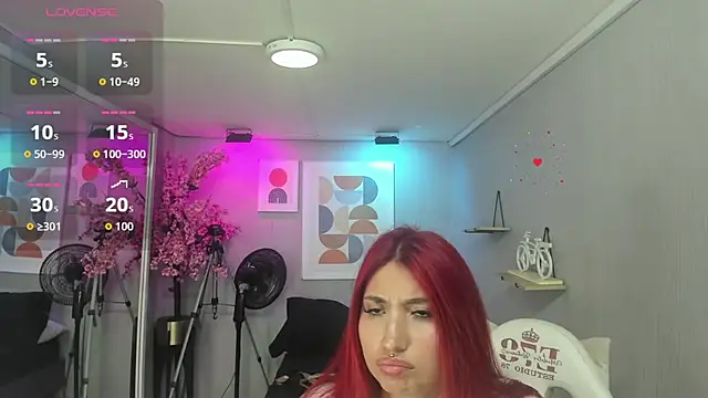 Snapshot of Sofi_monroeee chatting on 08-03-26, 07:09 Sofi monroeee online show from 08-03-26, 07:09