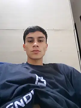 Snapshot of Axel_DavisS chatting on 04-22-26, 05:47 Axel DavisS online show from 04-22-26, 05:47