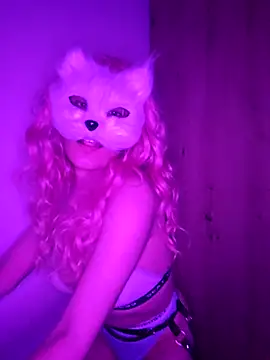 Snapshot of lilianroses chatting on 04-22-26, 06:47 lilianroses online show from 04-22-26, 06:47