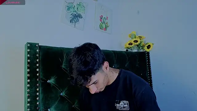 Zayn Moretti online show from 06-23-26, 07:56