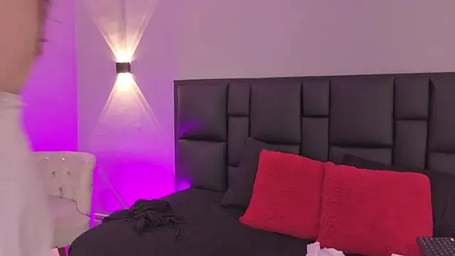 JadeHearrt online show from 07-18-26, 06:38