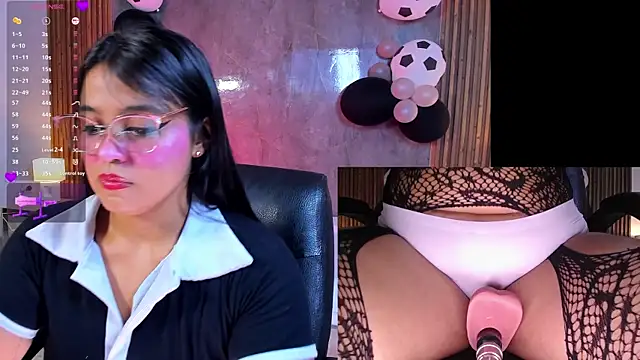 LuciaReid online show from 07-06-26, 01:40