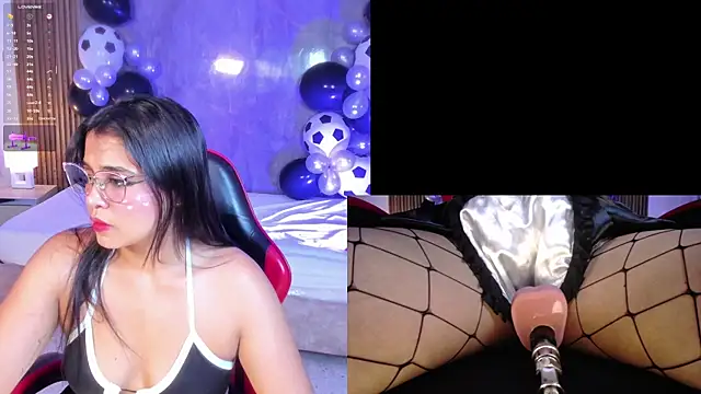 LuciaReid online show from 06-12-26, 02:04