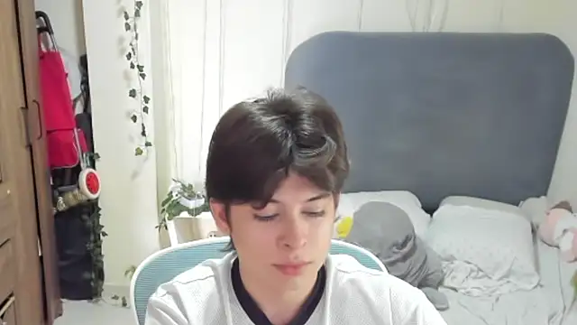 Felixzyn online show from 06-24-26, 07:33