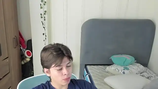 Felixzyn online show from 07-18-26, 01:09