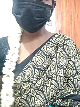 Snapshot of Tamil_Hot_Dharsha chatting on 06-27-26, 03:07 Tamil Hot Dharsha online show from 06-27-26, 03:07