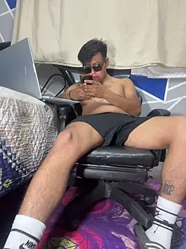 Snapshot of Flaco_xdx chatting on 06-02-26, 10:04 Flaco xdx online show from 06-02-26, 10:04