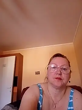 I amVeronicle online show from 06-10-26, 05:19