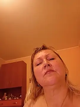 I amVeronicle online show from 07-28-26, 03:21