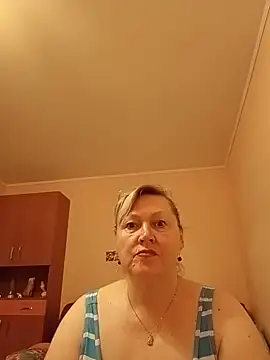 I amVeronicle online show from 06-24-26, 12:04