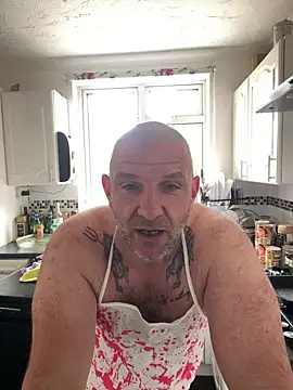 yourfavebear online show from 05-10-26, 10:41