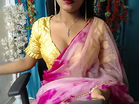 Snapshot of Naughtyy_Ranii01 chatting on 07-19-26, 06:48 Naughtyy Ranii01 online show from 07-19-26, 06:48