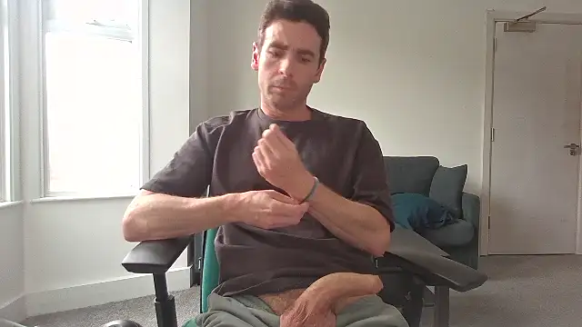 frenchbdmaninlondon online show from 06-18-26, 02:11