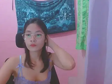 Sweetsexylady19 online show from 07-22-26, 06:15