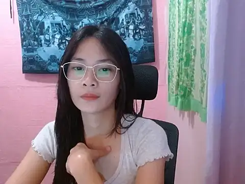 Snapshot of Sweetsexylady19 chatting on 06-14-26, 05:08 Sweetsexylady19 online show from 06-14-26, 05:08