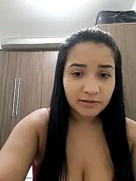 Snapshot of eline01 chatting on 05-12-26, 11:27 eline01 online show from 05-12-26, 11:27