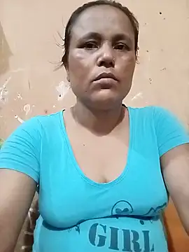 Snapshot of Shila_bby chatting on 06-06-26, 02:33 Shila bby online show from 06-06-26, 02:33