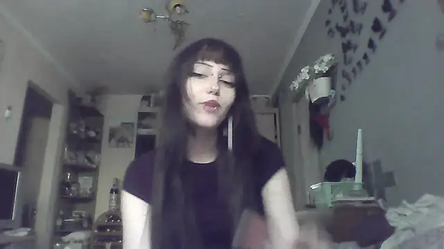 Snapshot of ChargedReign chatting on 05-29-26, 04:13 ChargedReign online show from 05-29-26, 04:13