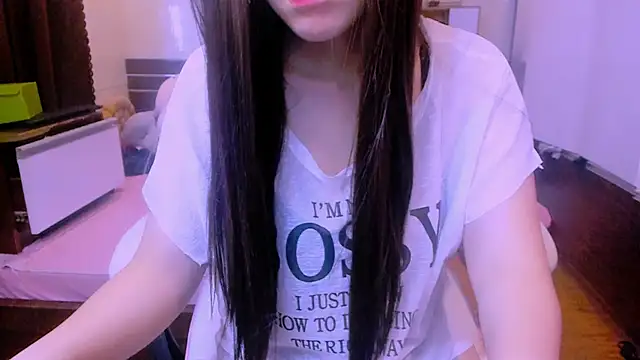 Snapshot of hanny_baby2005 chatting on 05-26-26, 02:53 hanny baby2005 online show from 05-26-26, 02:53