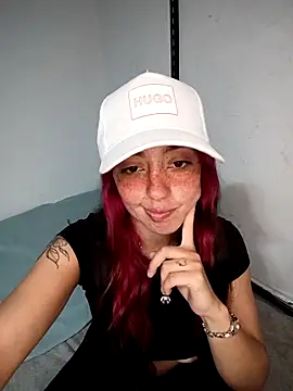 Snapshot of sadashi_moon_ofice chatting on 05-05-26, 01:52 sadashi moon ofice online show from 05-05-26, 01:52