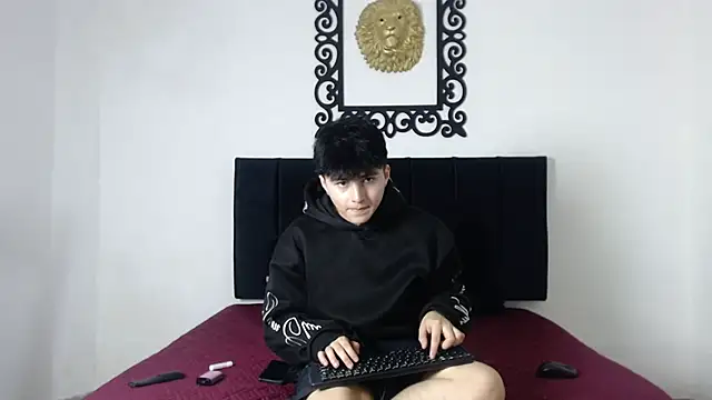 LunayDream online show from 05-13-26, 11:28