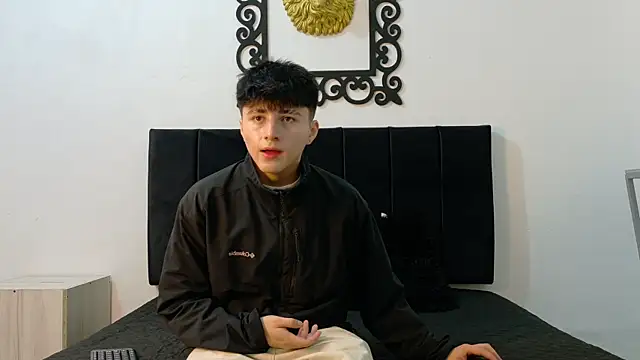 LunayDream online show from 06-19-26, 11:38