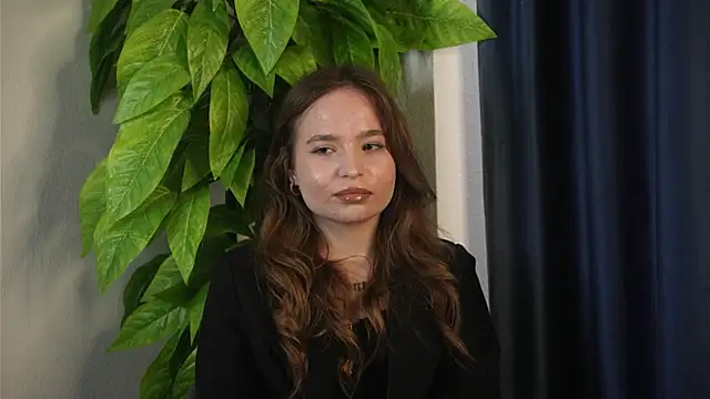 ElmaZillman online show from 05-07-26, 04:28