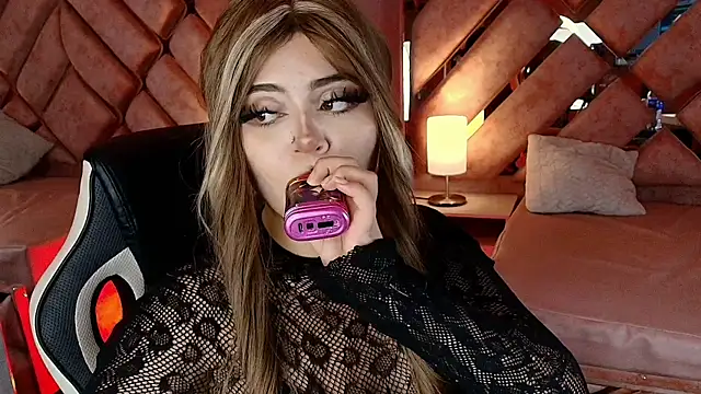 lya nekko  online show from 07-05-26, 04:19