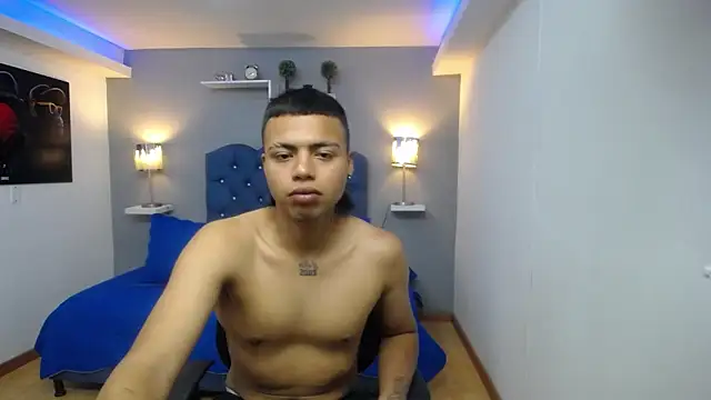 jacke stonne  online show from 04-20-26, 01:24