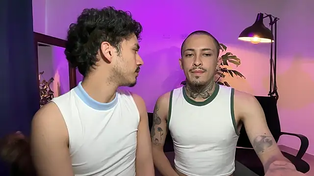 Snapshot of Noah_and_Steven chatting on 06-26-26, 02:56 Noah and Steven online show from 06-26-26, 02:56