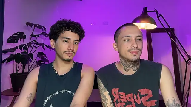 Snapshot of Noah_and_Steven chatting on 07-06-26, 03:58 Noah and Steven online show from 07-06-26, 03:58