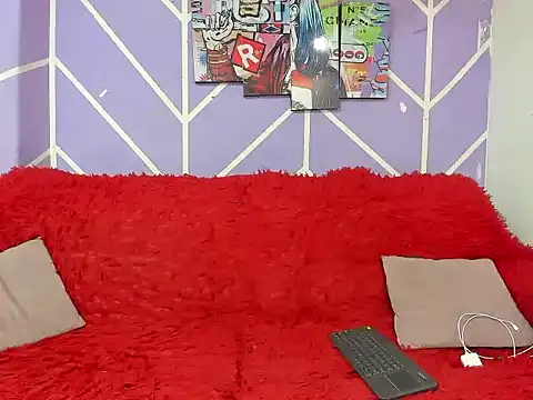 DAHNE HOT  online show from 07-25-26, 07:20