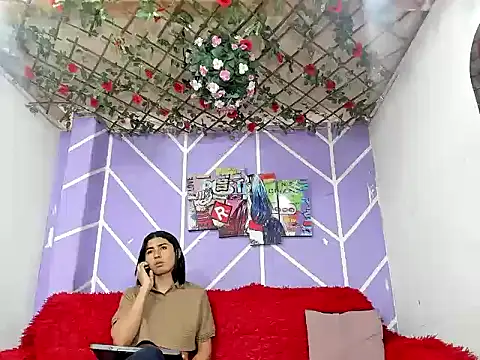 DAHNE HOT  online show from 07-19-26, 12:13