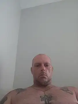 Snapshot of thatgoodmattgood chatting on 07-05-26, 07:43 thatgoodmattgood online show from 07-05-26, 07:43