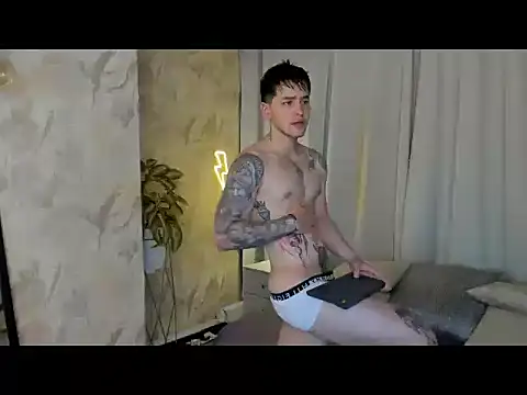 Snapshot of RONNY_COLTON chatting on 05-07-26, 11:52 RONNY COLTON online show from 05-07-26, 11:52
