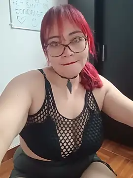 Snapshot of Amaranta-Luque chatting on 06-04-26, 04:00 Amaranta-Luque online show from 06-04-26, 04:00