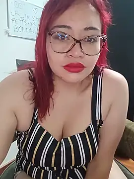 Snapshot of Amaranta-Luque chatting on 05-29-26, 04:02 Amaranta-Luque online show from 05-29-26, 04:02