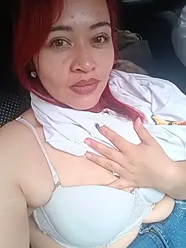 Snapshot of Amaranta-Luque chatting on 05-30-26, 03:39 Amaranta-Luque online show from 05-30-26, 03:39