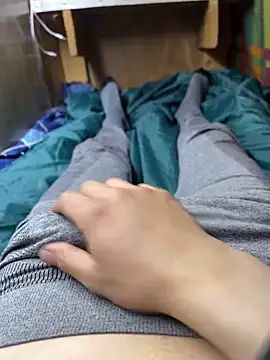 stripchats7 online show from 04-21-26, 05:14