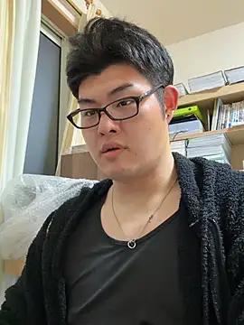 Snapshot of shun_201 chatting on 04-24-26, 12:51 shun 201 online show from 04-24-26, 12:51