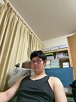 Snapshot of shun_201 chatting on 06-06-26, 02:22 shun 201 online show from 06-06-26, 02:22