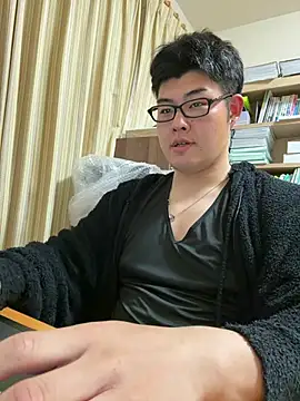 Snapshot of shun_201 chatting on 04-21-26, 01:07 shun 201 online show from 04-21-26, 01:07