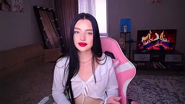 yoursLina online show from 05-16-26, 10:36