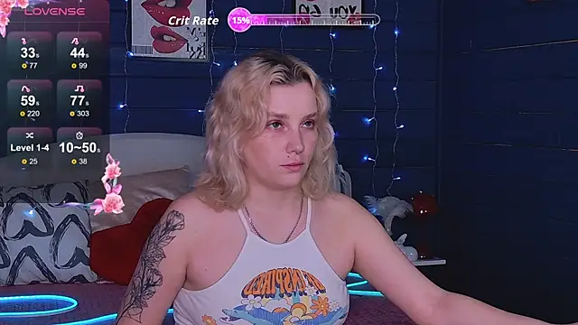 Snapshot of Crystal__Jull chatting on 05-08-26, 08:56 Crystal Jull online show from 05-08-26, 08:56