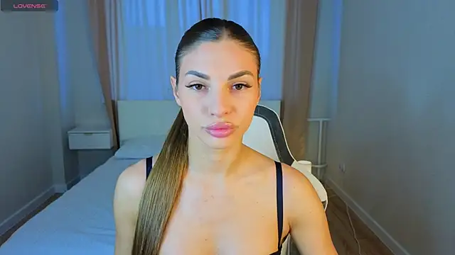 Snapshot of Jasmine_Lane chatting on 05-10-26, 09:24 Jasmine Lane online show from 05-10-26, 09:24