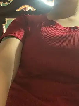 Ninaa18 online show from 04-30-26, 09:27